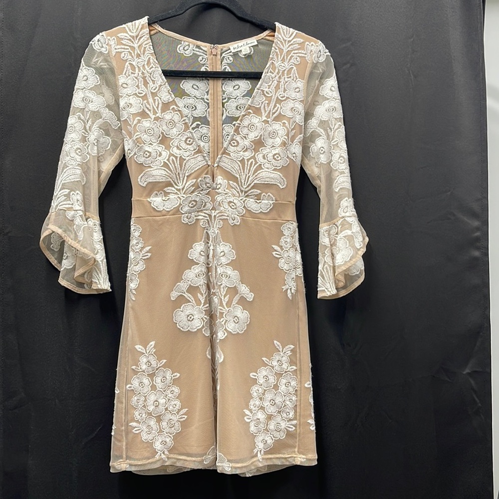 For Love & Lemons - Lace/Floral White/Beige Dress - XS
